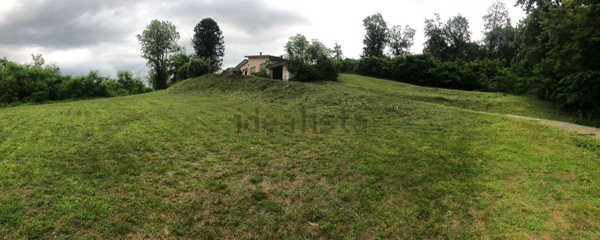 appartamento in vendita ad Arona in zona Mercurago