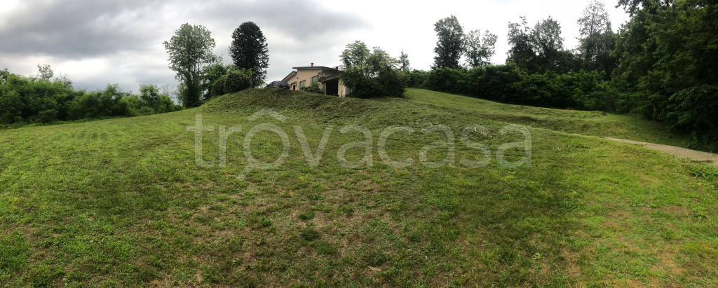 casa indipendente in vendita ad Arona