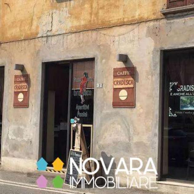 negozio in vendita ad Arona