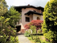 casa indipendente in vendita ad Arona