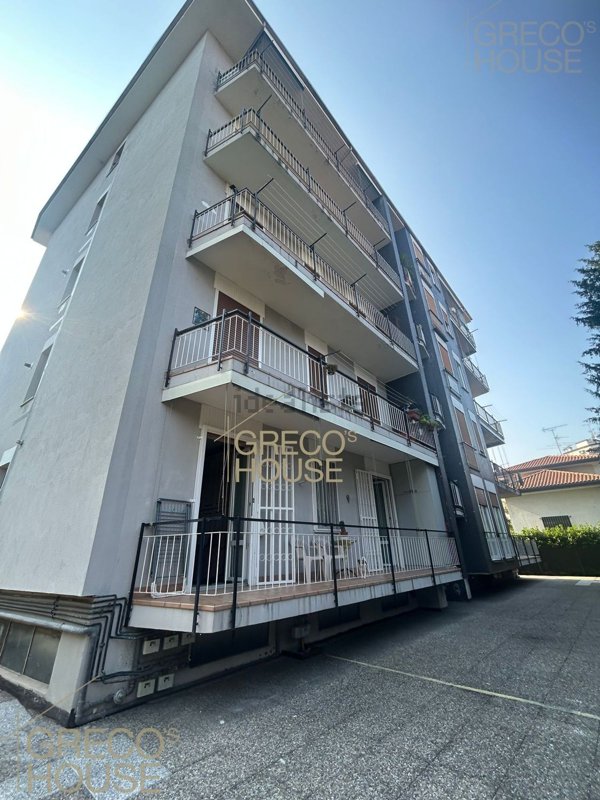 appartamento in vendita ad Arona