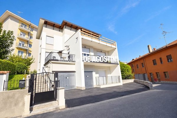 appartamento in vendita ad Arona