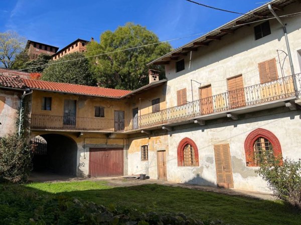 casa indipendente in vendita a Barengo