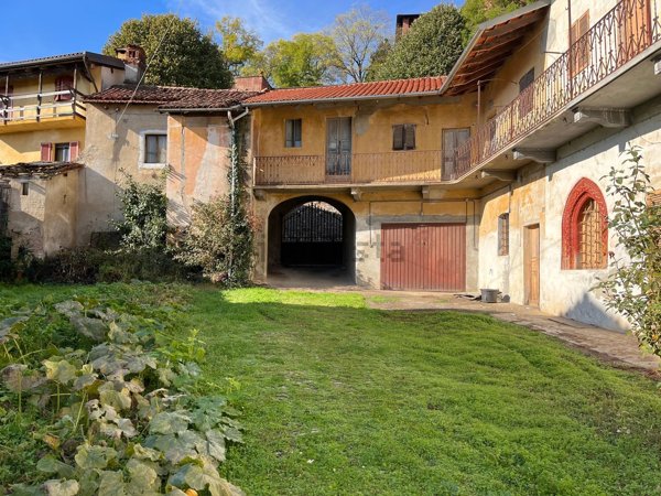 appartamento in vendita a Barengo