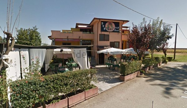 locale commerciale in vendita a Barengo