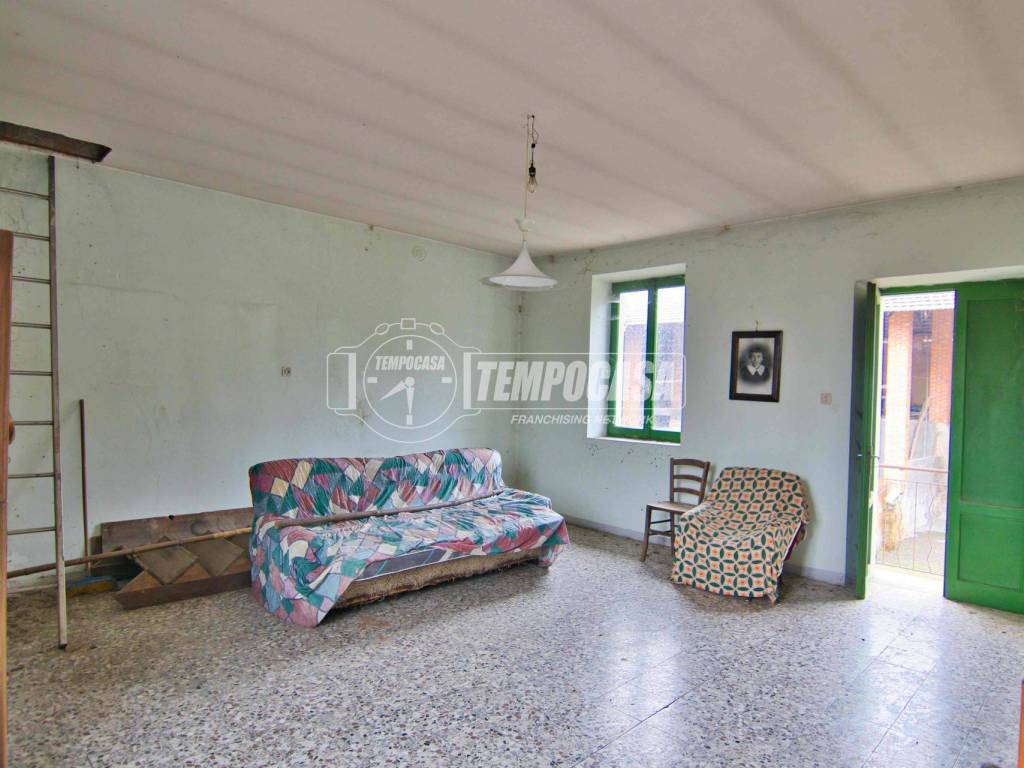 casa indipendente in vendita a Barengo