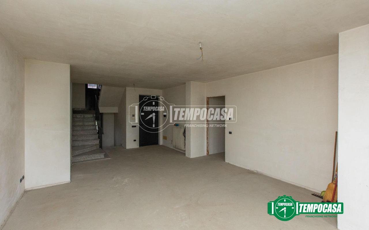 casa indipendente in vendita a Bellinzago Novarese