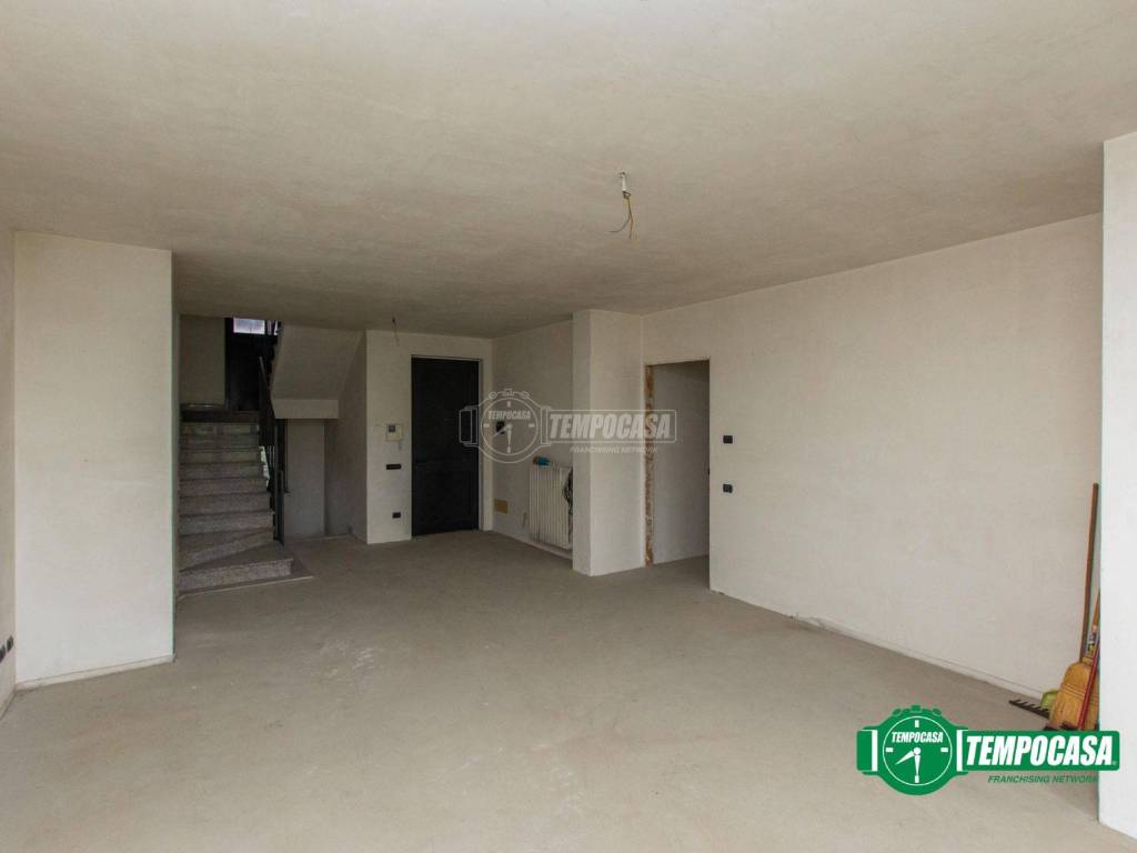 casa indipendente in vendita a Bellinzago Novarese