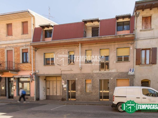 casa indipendente in vendita a Bellinzago Novarese