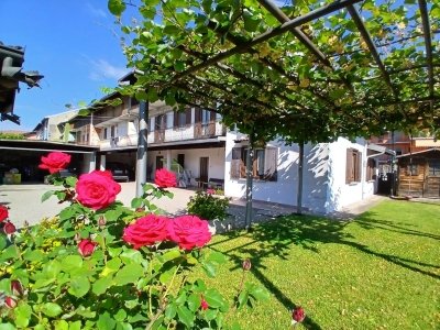 casa indipendente in vendita a Bellinzago Novarese