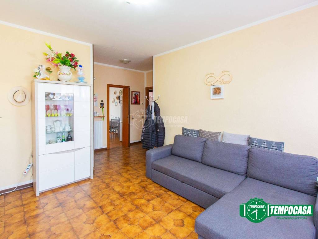 appartamento in vendita a Bellinzago Novarese