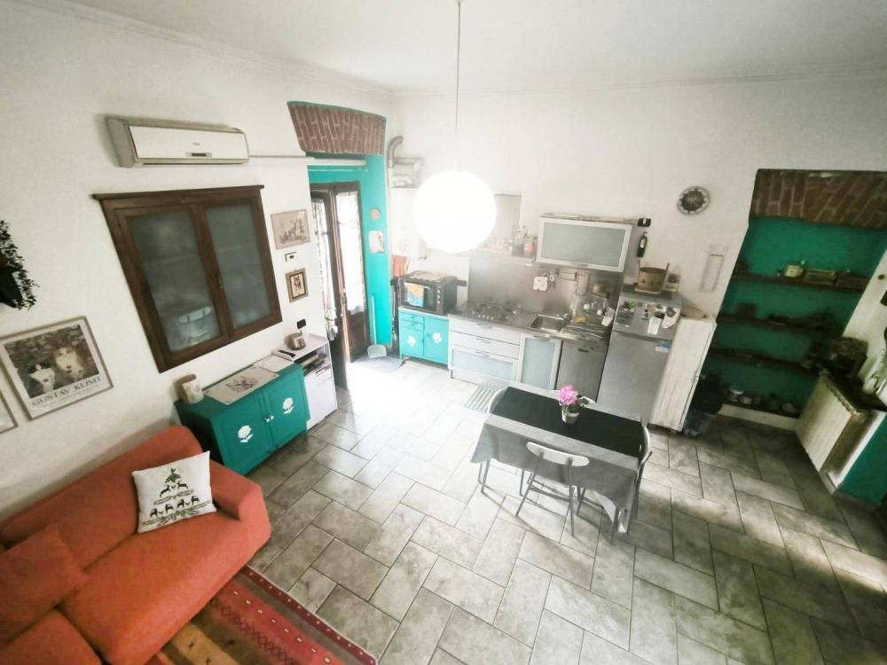 casa indipendente in vendita a Bellinzago Novarese