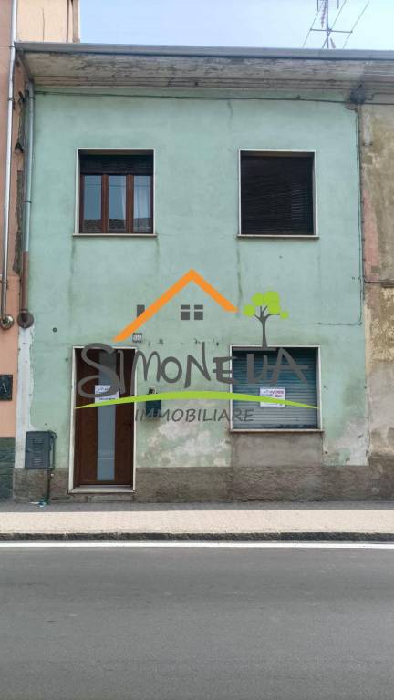 casa indipendente in vendita a Bellinzago Novarese
