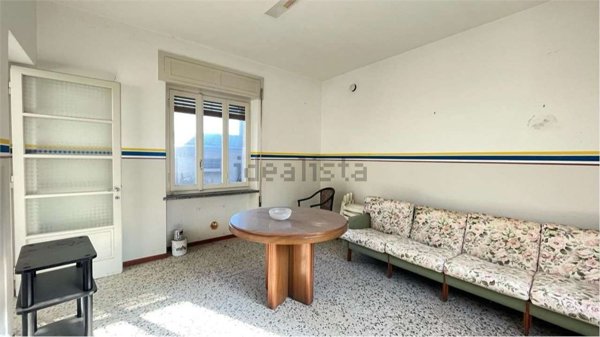 casa indipendente in vendita a Bellinzago Novarese