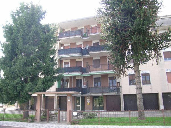 appartamento in vendita a Bellinzago Novarese