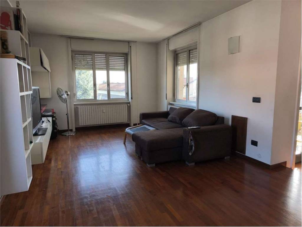 appartamento in vendita a Bellinzago Novarese