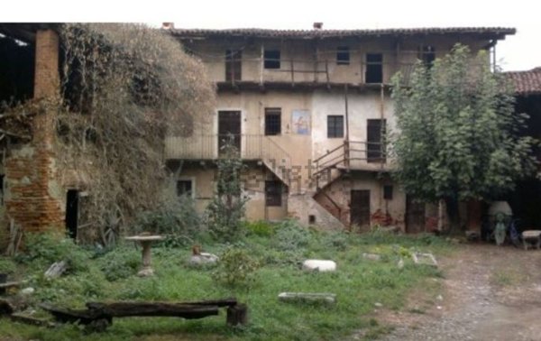 casa indipendente in vendita a Bellinzago Novarese
