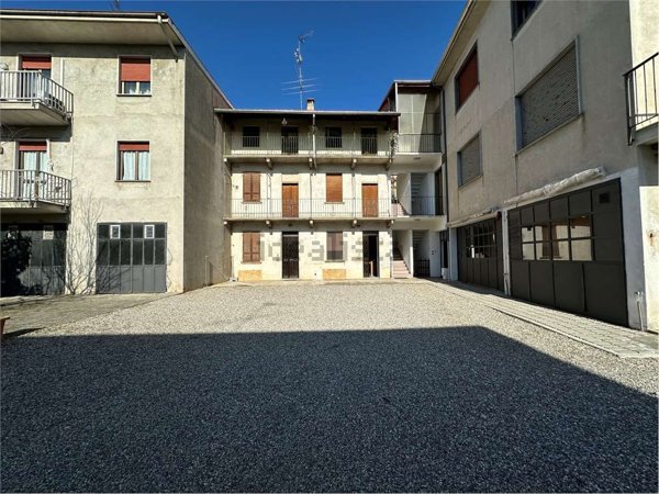 attico in vendita a Bellinzago Novarese