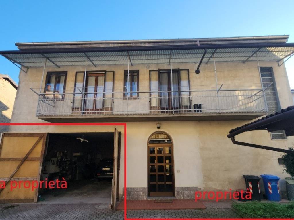 casa indipendente in vendita a Bellinzago Novarese