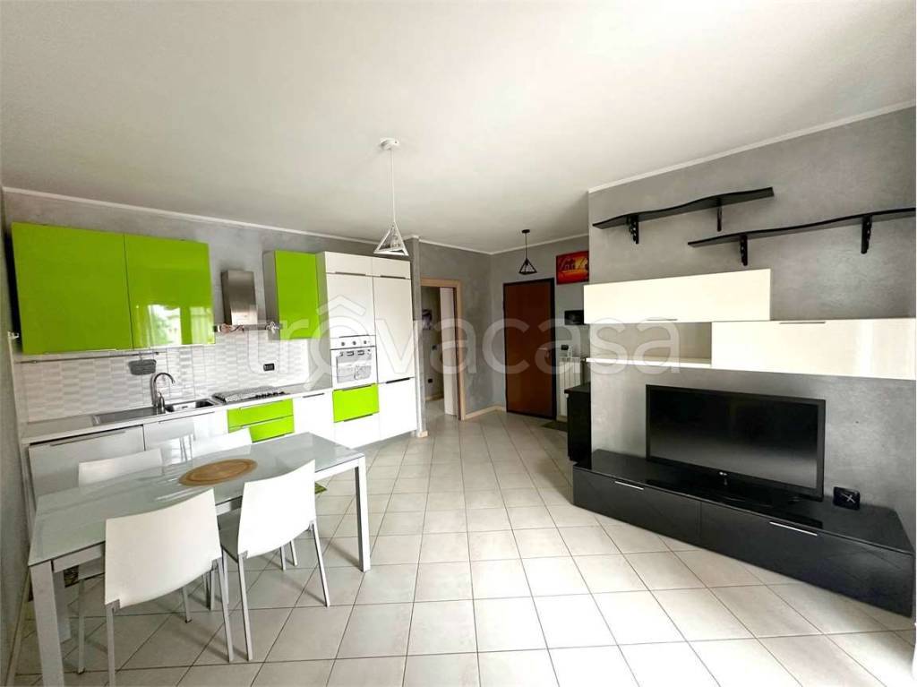 appartamento in vendita a Bellinzago Novarese