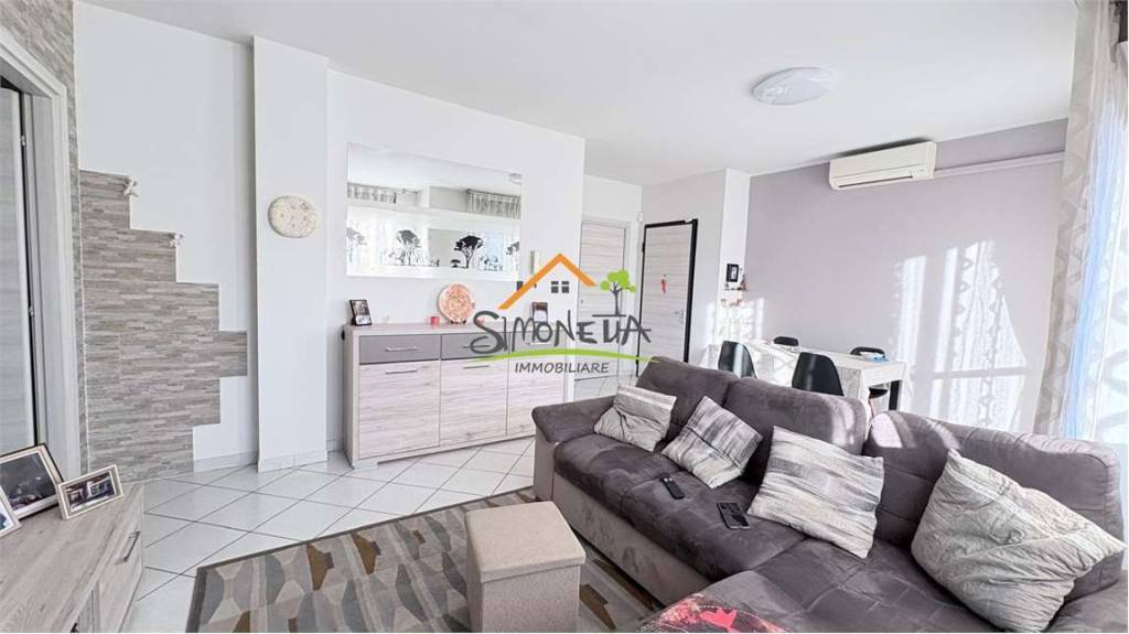 appartamento in vendita a Bellinzago Novarese