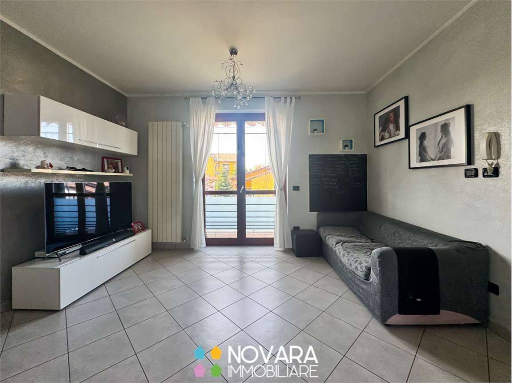 appartamento in vendita a Bellinzago Novarese