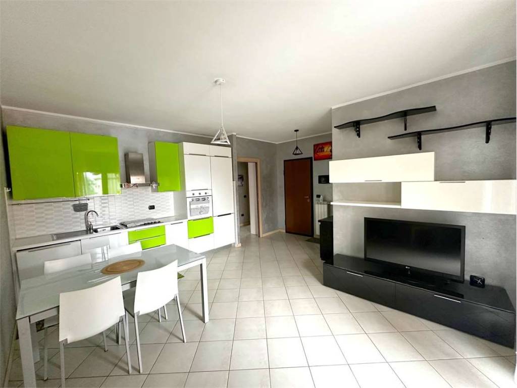 appartamento in vendita a Bellinzago Novarese