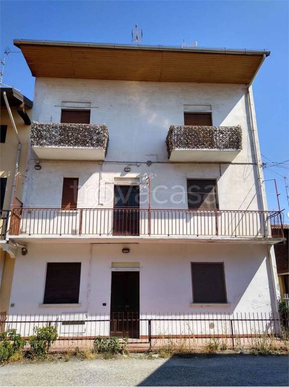 appartamento in vendita a Bellinzago Novarese