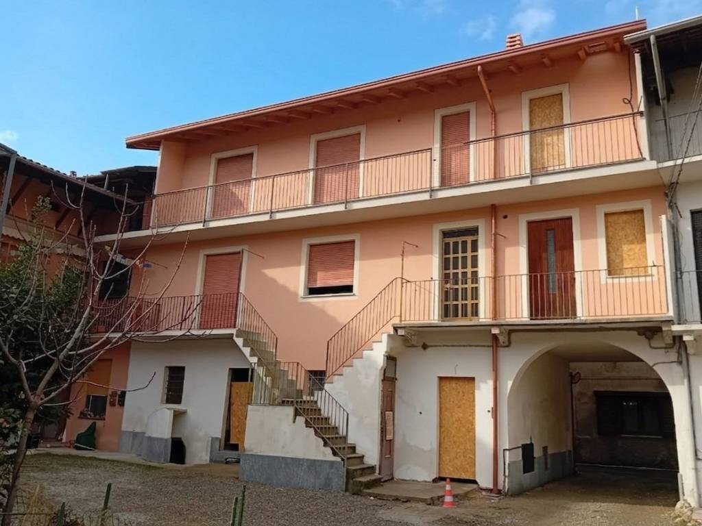 appartamento in vendita a Bellinzago Novarese