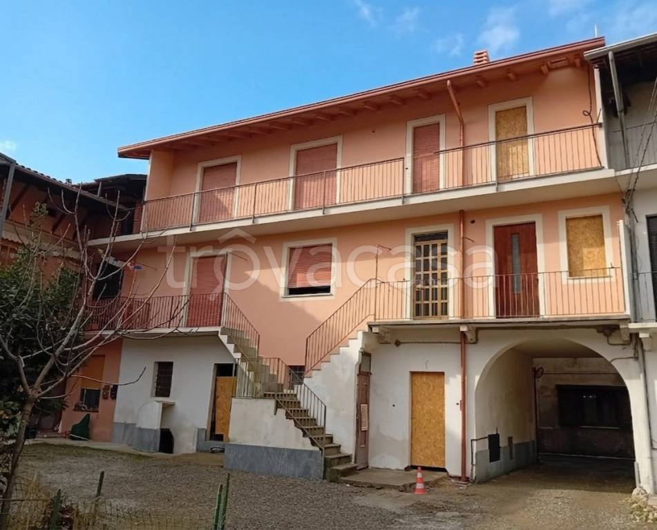 appartamento in vendita a Bellinzago Novarese