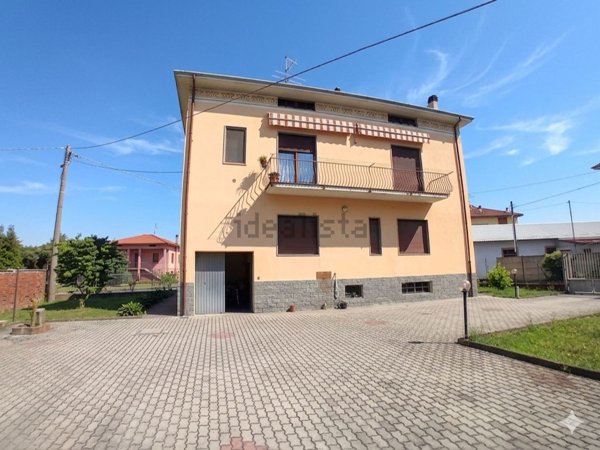 appartamento in vendita a Bellinzago Novarese