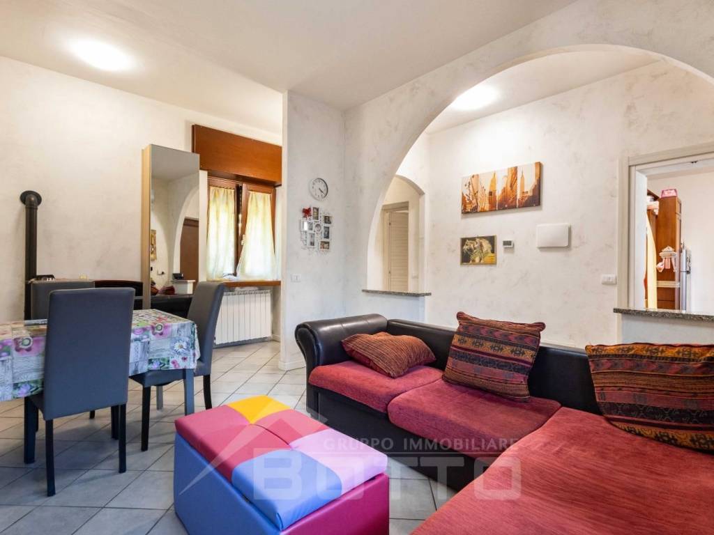 appartamento in vendita a Bellinzago Novarese