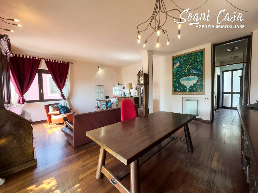 casa indipendente in vendita a Bellinzago Novarese