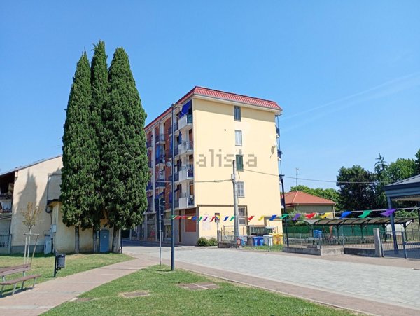 appartamento in vendita a Bellinzago Novarese