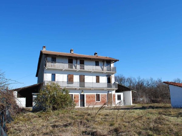 casa indipendente in vendita a Bellinzago Novarese in zona Badia di Dulzago