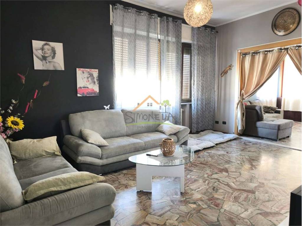 appartamento in vendita a Bellinzago Novarese