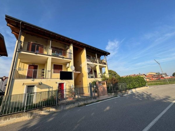 appartamento in vendita a Bellinzago Novarese