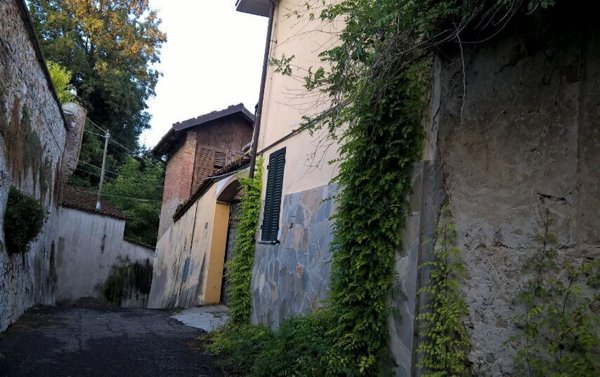 villa in vendita a Biandrate