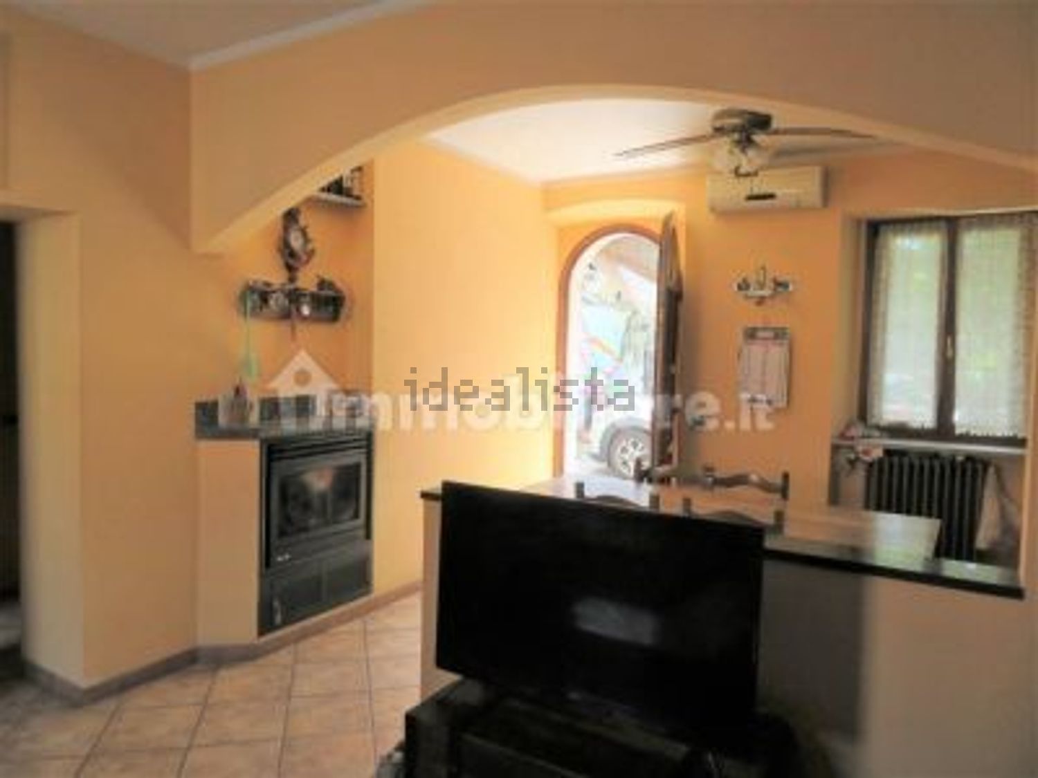appartamento in vendita a Biandrate