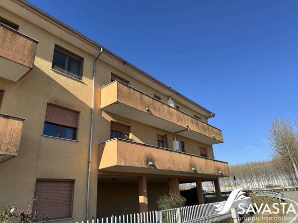 appartamento in vendita a Biandrate