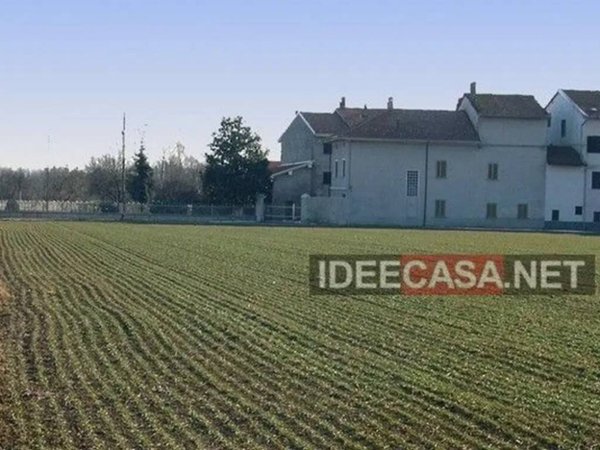 terreno edificabile in vendita a Boca
