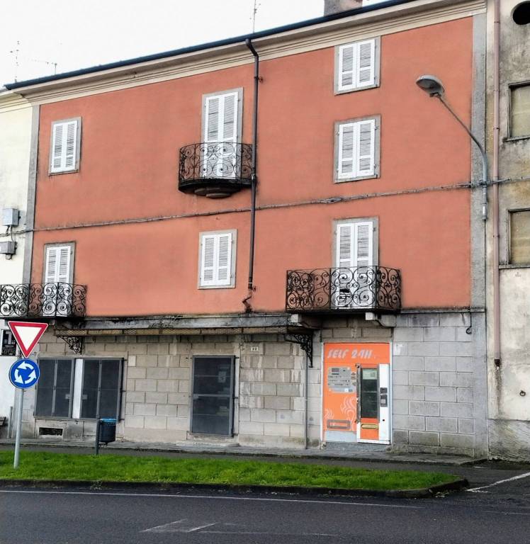 casa indipendente in vendita a Boca