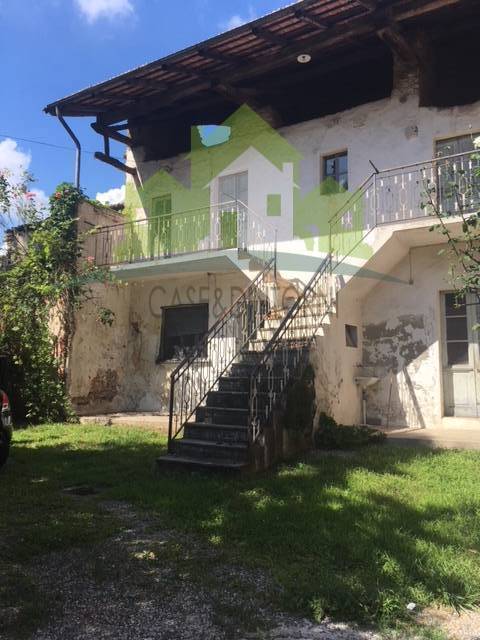 casa indipendente in vendita a Boca