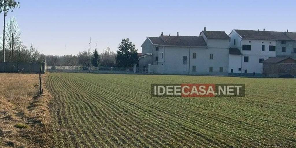 terreno edificabile in vendita a Boca