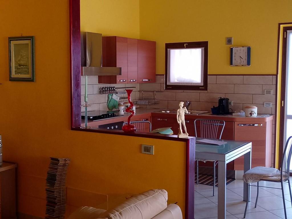 casa indipendente in vendita a Boca