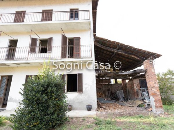 casa indipendente in vendita a Bogogno