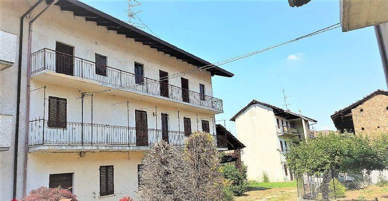 casa indipendente in vendita a Bogogno
