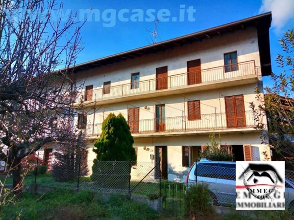 casa indipendente in vendita a Bogogno