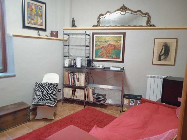 appartamento in vendita a Bogogno in zona Montecchio