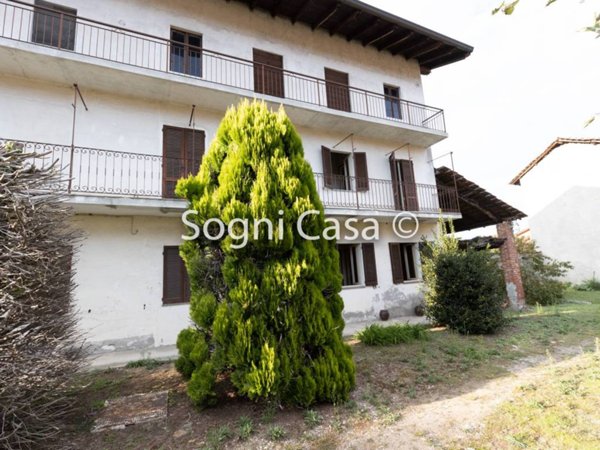 casa indipendente in vendita a Bogogno